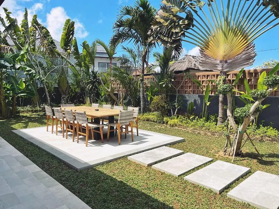 Grande Villa Moderne 5 Chambres Ungasan  0*, Ungasan (Bali)